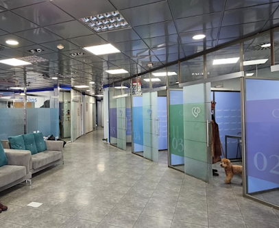 Veterinario Canitas Veterinaria Sevilla - Camas - CC Vega Del Rey