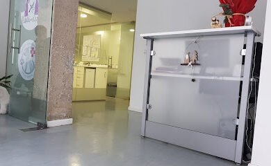 Veterinario Centro Clínico Veterinario Los Escuderos