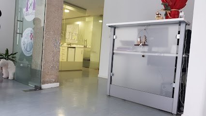 Veterinario Centro Clínico Veterinario Los Escuderos