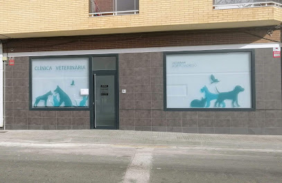 Clínica Veterinària Adrià Moreso 1 Veterinario Clínica Veterinària Adrià Moreso