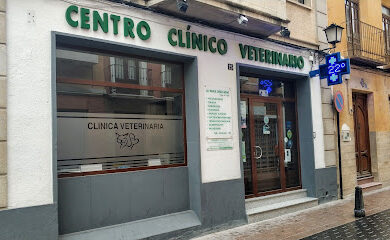 Veterinario Clinica Veterinaria Manuel Zapata