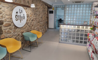 Veterinario Clínica Veterinària la Selva