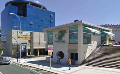 Veterinario Cristina Veterinarios - Clinica veterinaria en Naron