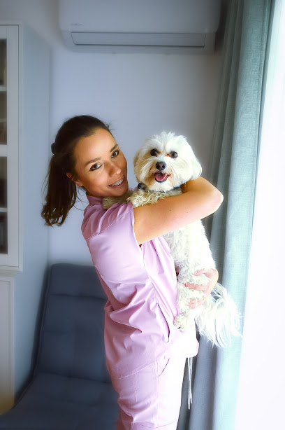 Susann Home Vet - Veterinaria a Domicilio 1 Veterinario Susann Home Vet - Veterinaria a Domicilio